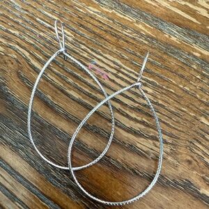 Silpada Slimline oval hoops